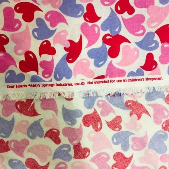 Hearts Print 100% Cotton Fabric 46” x 1 yard - Picture 7 of 7